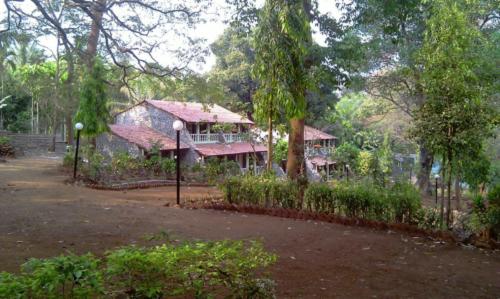 Bison Resort Dandeli 4For Booking Call +91-8105468087