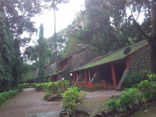 Bison Resort Dandeli 37For Booking Call +91-8105468087